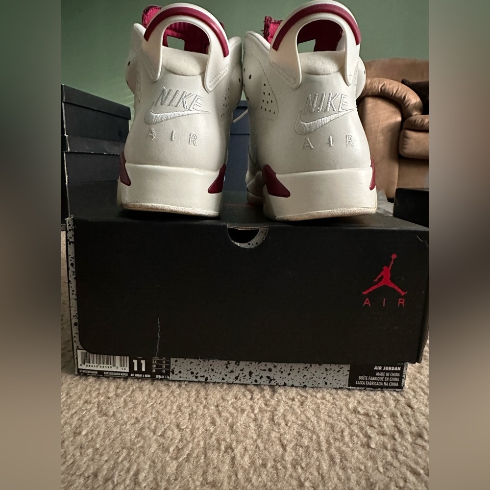 Nike Air Jordan Retro 6 - Picture 2 of 6